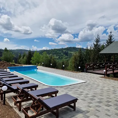 Debryanets Apartment *